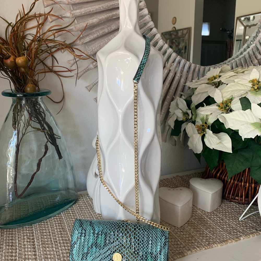 NWT Kate Landry Teal Snake-Embossed Crossbody 3way purse with Gold Chain Strap - Picture 6 of 10